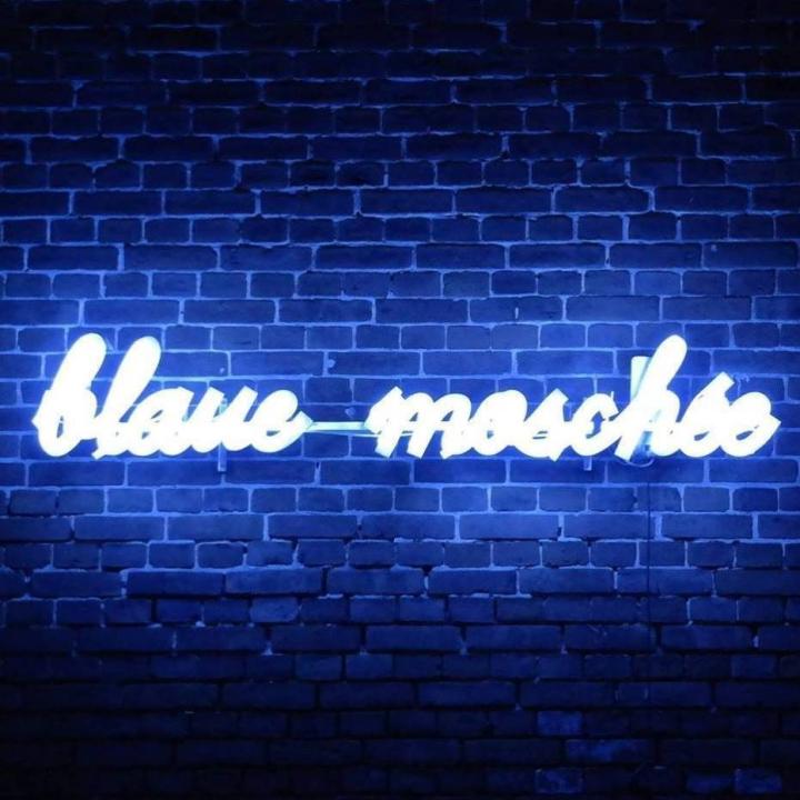 Neonschriftzug Blaue Moschée